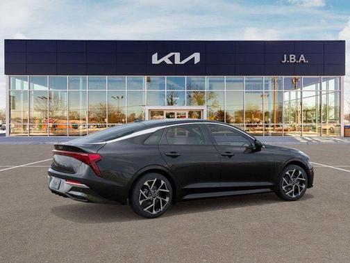 2026 Kia K5 EX