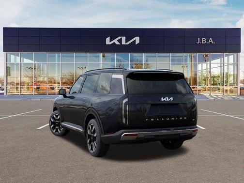 Metal 2027 Kia Telluride S