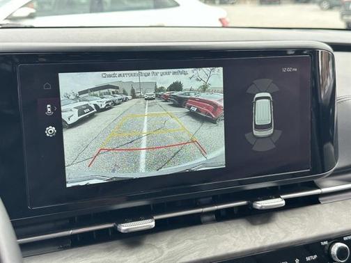 2024 Kia Carnival EX