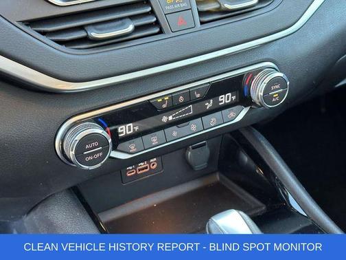 2020 Nissan Altima 2.5 SV