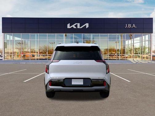 White Pearl 2026 Kia EV9 GT-Line