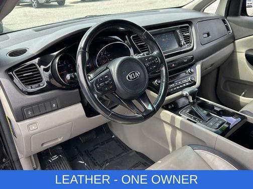 Aurora Black 2017 Kia Sedona EX
