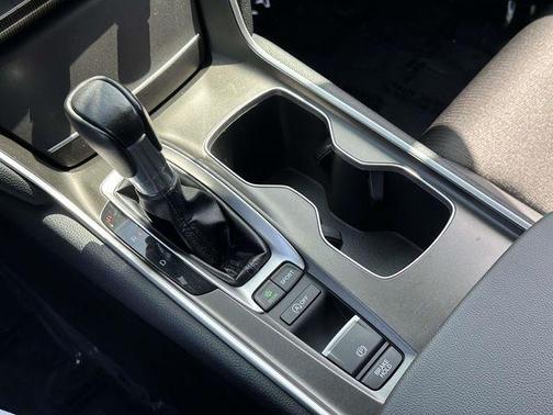 Crystal Black Pearl 2022 Honda Accord Sport 1.5T