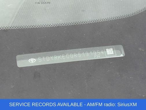 2024 Toyota Sienna XLE