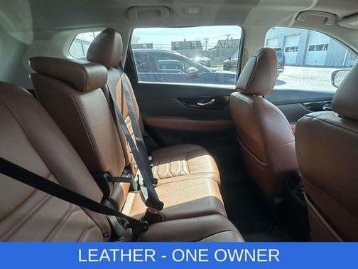 2017 Nissan Rogue SL