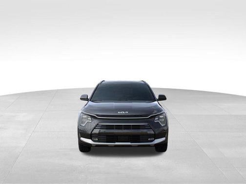 2025 Kia Niro SX Touring