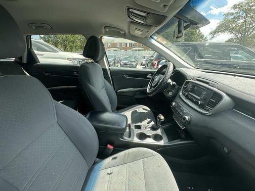 2016 Kia Sorento LX
