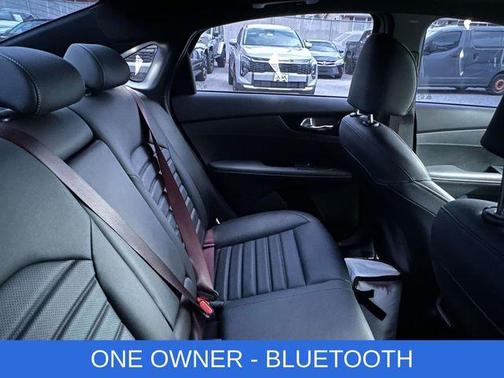 Snow White Pearl 2024 Kia Forte GT-Line