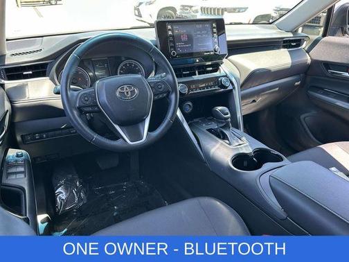 Coastal Gray 2022 Toyota Venza LE
