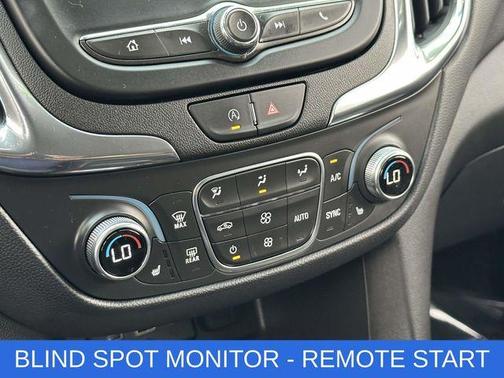 Blue 2022 Chevrolet Equinox 1LT