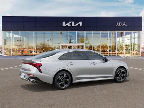 2025 Kia K5 GT-Line