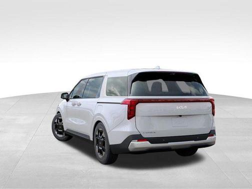 2025 Kia Carnival EX