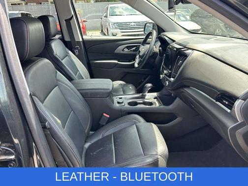 Graphite Metallic 2018 Chevrolet Traverse LT Leather