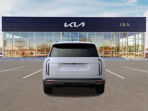 Glacial White Pearl 2027 Kia Telluride S