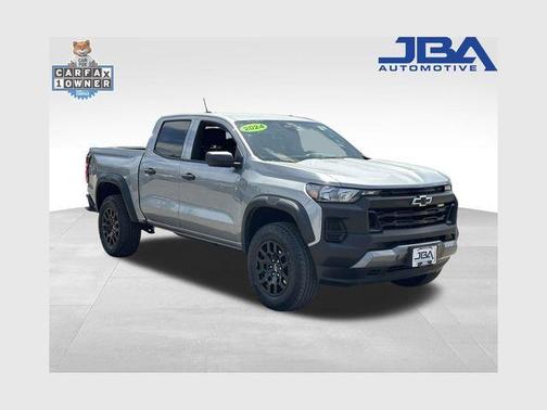 Sterling Gray Metallic 2024 Chevrolet Colorado Trail Boss
