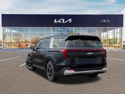 Metal 2027 Kia Carnival EX