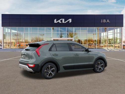 Green 2026 Kia Niro EX