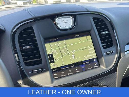 Gloss Black 2023 Chrysler 300