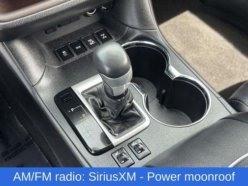 Celestial Silver 2017 Toyota Highlander XLE