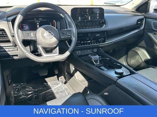 White 2021 Nissan Rogue Platinum