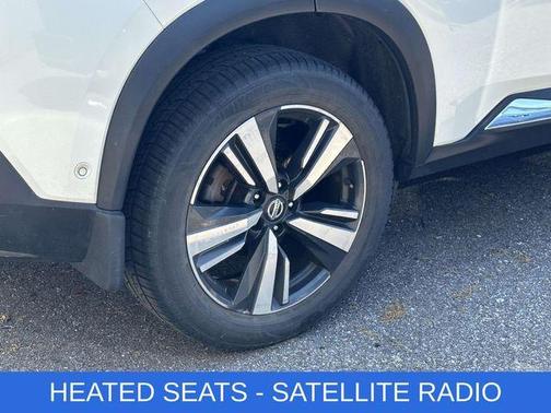 White 2021 Nissan Rogue Platinum