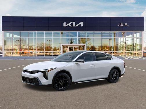 White Pearl 2026 Kia K4 GT-Line Turbo
