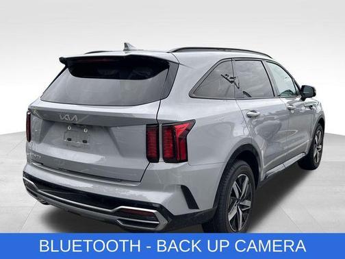 Gray 2023 Kia Sorento EX