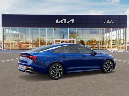 2025 Kia K5 EX
