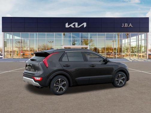 INTERSTELLAR GR 2026 Kia Niro LX