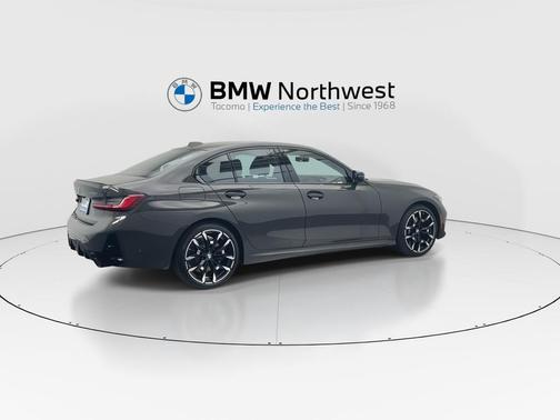 2025 BMW 330 i xDrive