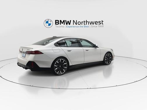 2026 BMW i5 eDrive40