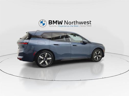 2026 BMW iX xDrive45