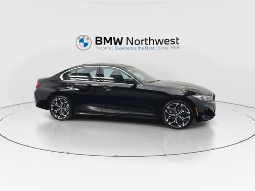 2025 BMW 330 i xDrive
