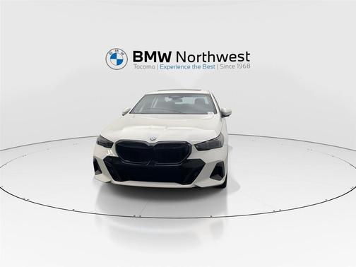 2025 BMW 530 i xDrive