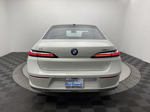 2024 BMW i7 xDrive60