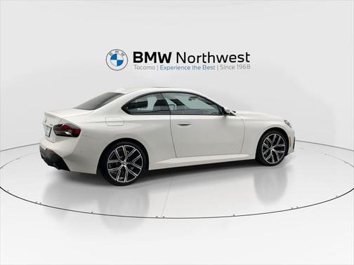 2024 BMW 230 i xDrive