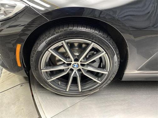 2019 BMW 330 xDrive