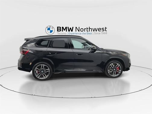 Black Sapphire Metallic 2026 BMW X1 xDrive28i