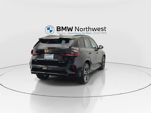 Black Sapphire Metallic 2026 BMW X1 xDrive28i