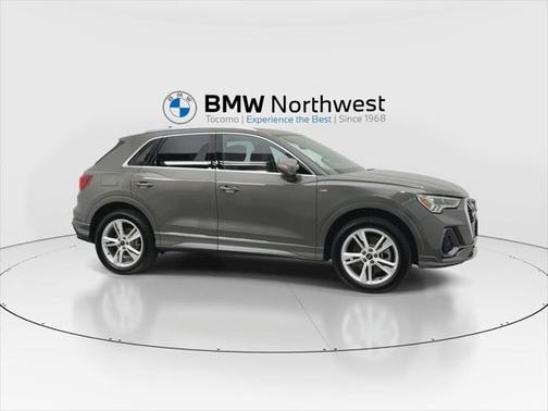 2024 Audi Q3 45 S line Premium Plus