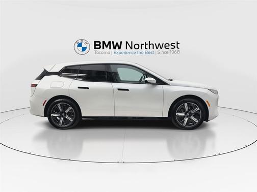 2026 BMW iX xDrive45