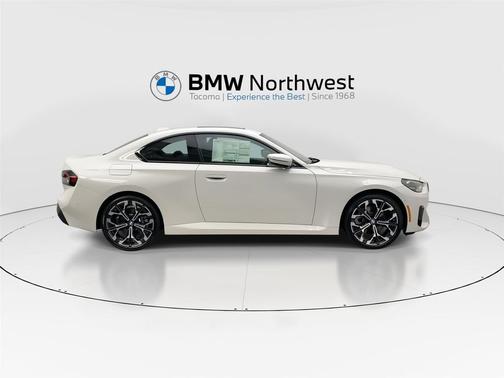 2025 BMW 230 i xDrive