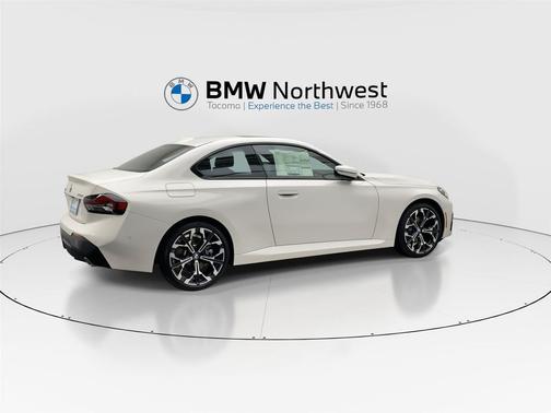 2025 BMW 230 i xDrive
