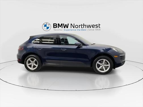2017 Porsche Macan Base