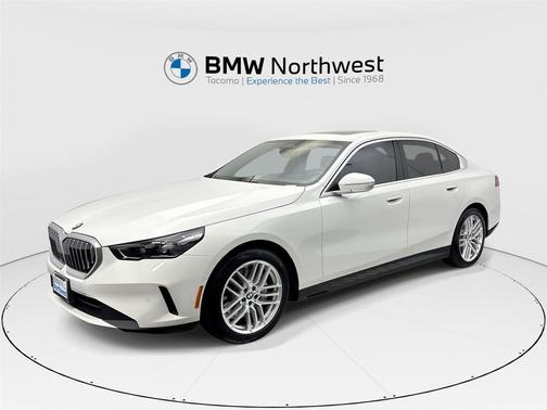 2024 BMW 540 i xDrive