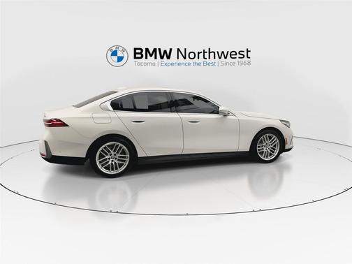 2024 BMW 540 i xDrive