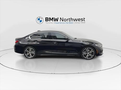 2022 BMW 330 330i