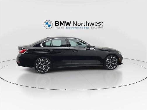 2025 BMW 330 xDrive