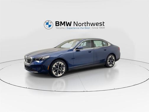 2025 BMW 530 i xDrive