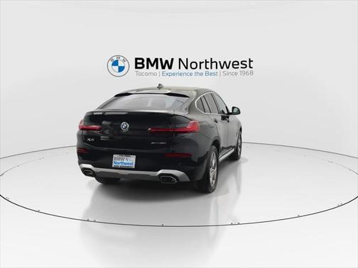 2023 BMW X4 xDrive30i